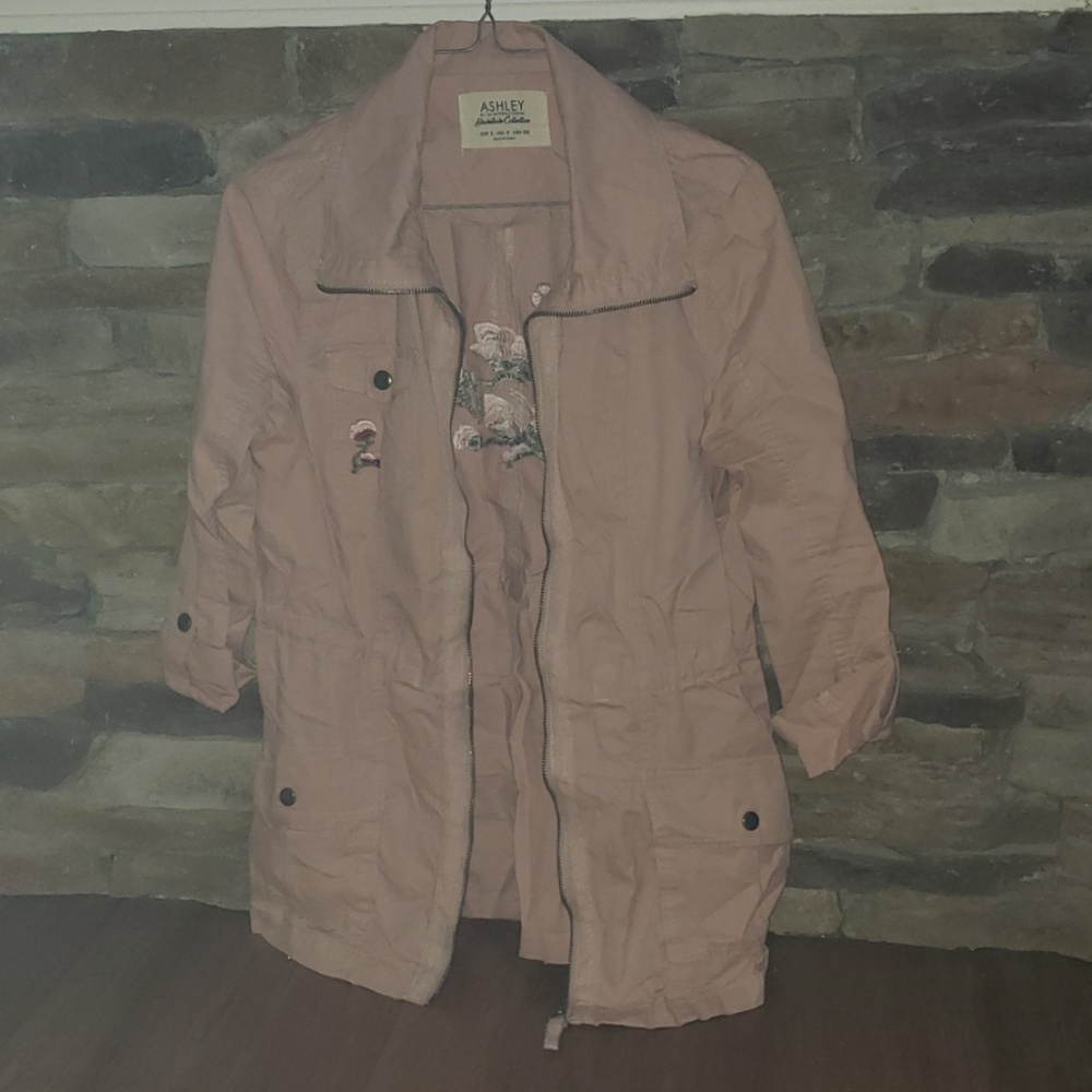 Embroidered petal pink Jacket